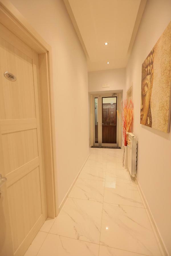 נאפולי Garibaldi Suite מראה חיצוני תמונה